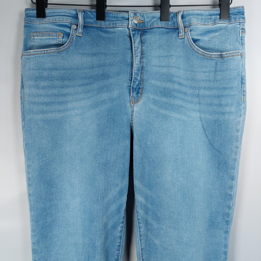 Crown & Ivy Womens Jeans 20W Blue Girlfriend High Rise Ankle Light Wash Denim